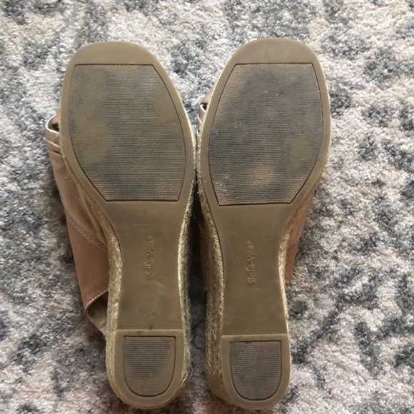 Bella-vita Women's Sangria Open-Toe Espadrille - Picture 5 of 6